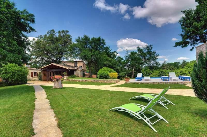 Casa Karnevali Villa Žminj Exteriör bild